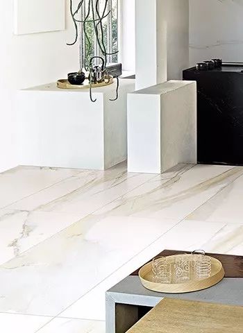 瓷磚帶點(diǎn)色差,效果會更好看